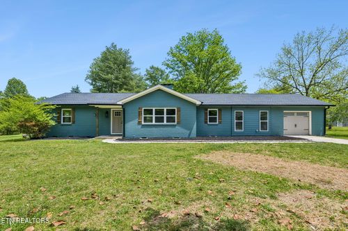 114 Lone Oak Dr, Harriman, TN, 37748-4102 | Card Image