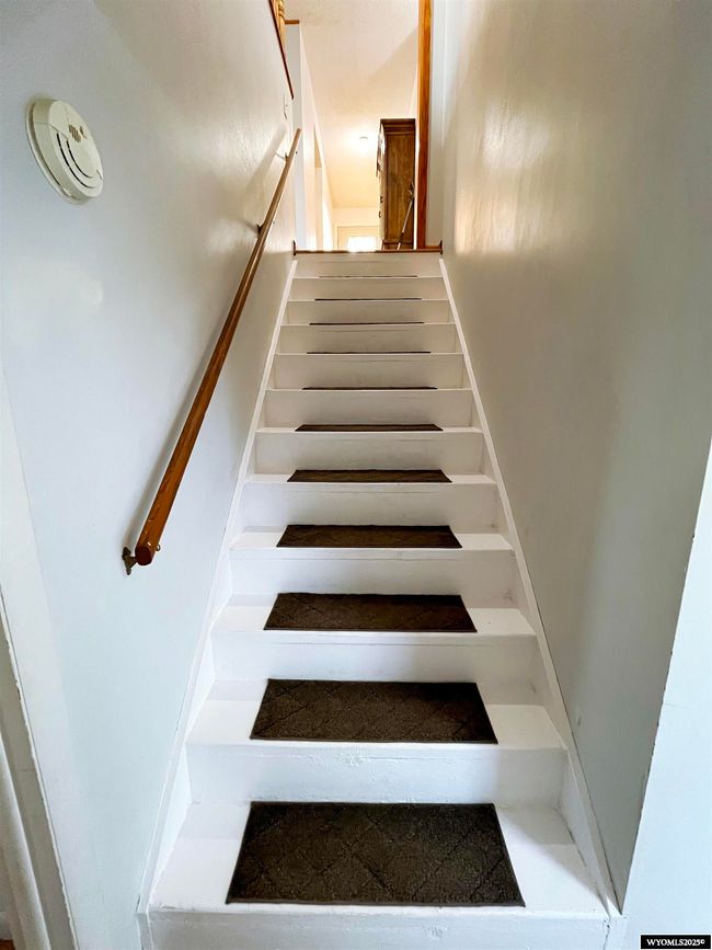 204 N 7 Th St, House other with 5 bedrooms, 2 bathrooms and null parking in Saratoga WY | Image 18