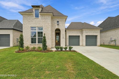 117 Summit Dr, Lafayette, LA, 70507-4639 | Card Image
