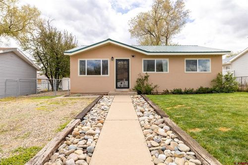 725 E 2nd St, Cortez, CO, 81321-3903 | Card Image
