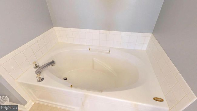 42252 Black Rock Ter, Townhouse with 2 bedrooms, 3 bathrooms and null parking in ALDIE VA | Image 21