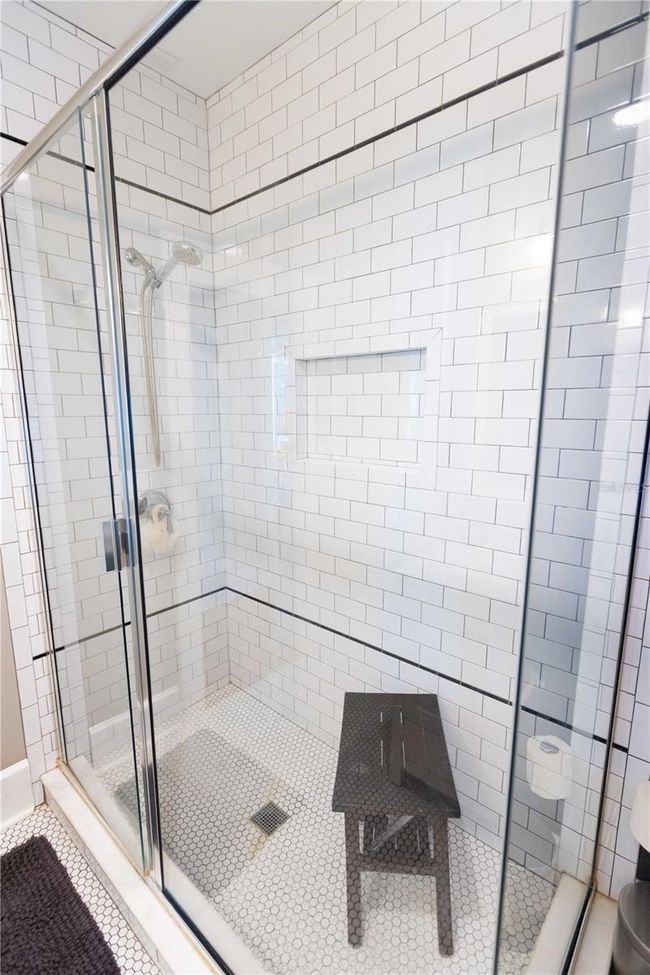 Master Bath Glass Shower | Image 25