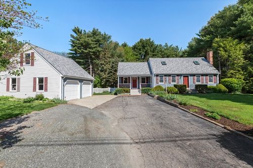 92 Newcomb St, Norton, MA, 02766-1841 | Card Image