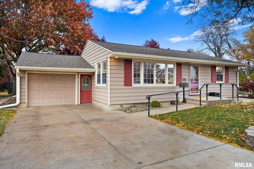 315 E Birchwood St, Morton, IL, 61550-2505 | Card Image