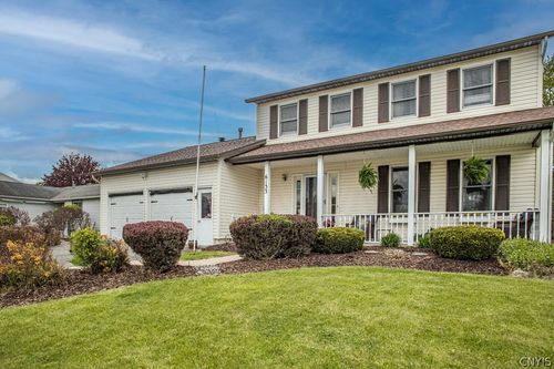 6133 Cordero Dr, Cicero, NY, 13039-7813 | Card Image