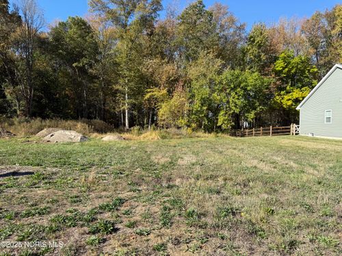 7018 Red Stag Court, Whitehouse, OH, 43571 | Card Image