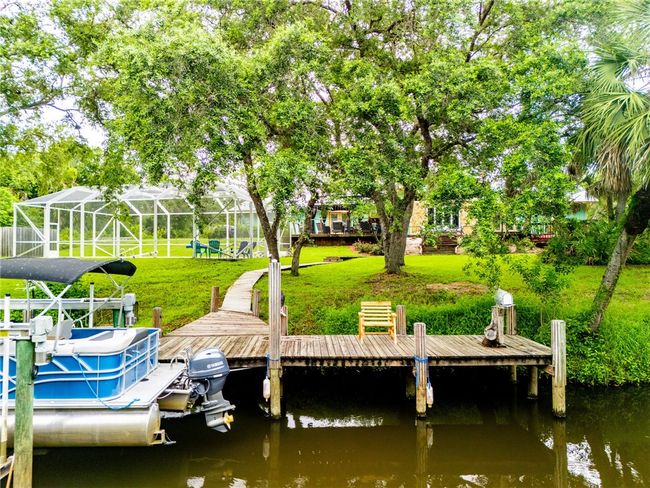 548 Cross Creek Cir, House other with 3 bedrooms, 3 bathrooms and null parking in Sebastian FL | Image 36