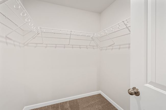 2040 Lala Loop, House other with 4 bedrooms, 3 bathrooms and 2 parking in White Bluff TN | Image 12