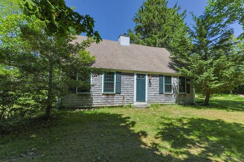 417 Commerce Rd, Barnstable, MA, 02630-1263 | Card Image