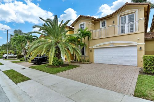11321 Nw 84th St, Doral, FL, 33178-1822 | Card Image