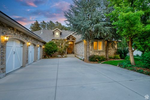 2221 E Fisher Ln, Salt Lake City, UT, 84109-1922 | Card Image