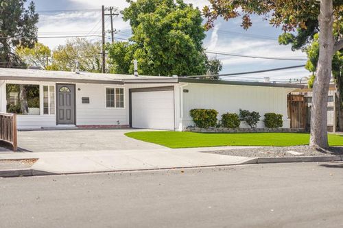 917 Blazingwood Dr, Sunnyvale, CA, 94089 | Card Image