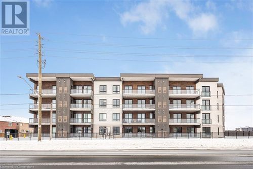 301-7549 Kalar Rd, Niagara Falls, ON, L2H3W6 | Card Image