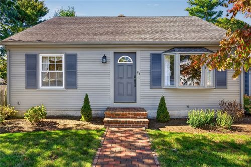 68 Harman Avenue, Seekonk, MA, 02771 | Card Image