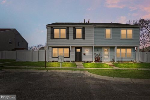 13 Lamont Ct, Sicklerville, NJ, 08081-1902 | Card Image