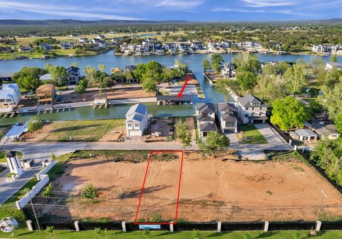 4 Lake St, Kingsland, TX, 78639 | Card Image