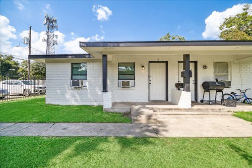 5107 Clover St, Houston, TX, 77033-3903 | Card Image