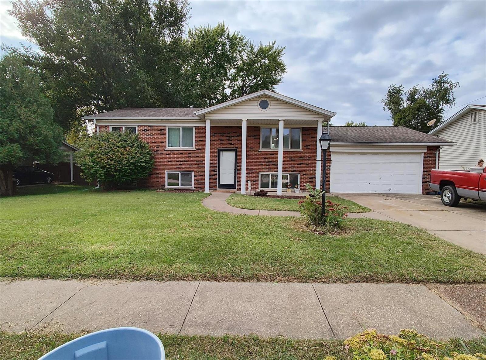 Fuller Ln, Bridgeton, MO 63044
