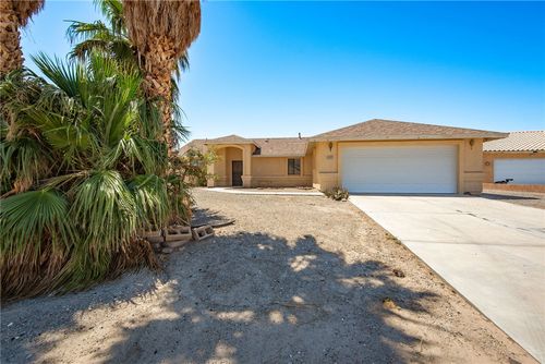 6045 S Klamath Loop, Fort Mohave, AZ, 86426-6747 | Card Image