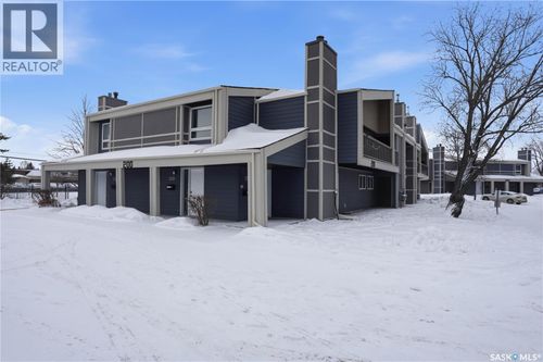 425 115th St E, Saskatoon, SK, S7N2E5 | Card Image
