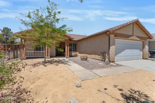 2157 Kenyon Ct, Rosamond, CA, 93560 | Card Image