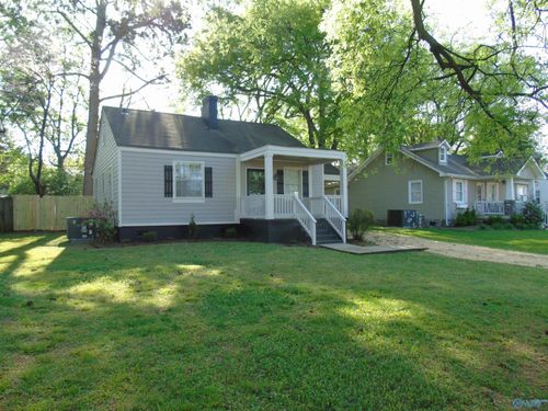 1915 Vanderbilt Cir Sw, Huntsville, AL, 35801-5241 | Card Image