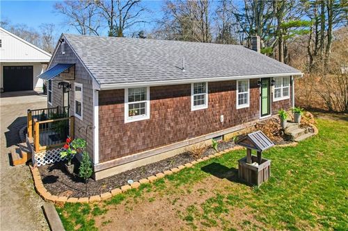 44 Old Stone Church Rd, Little Compton, RI, 02837-1071 | Card Image
