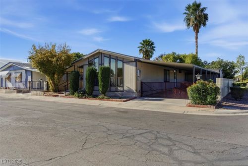 3183 Comitan Ln, Las Vegas, NV, 89122-3361 | Card Image