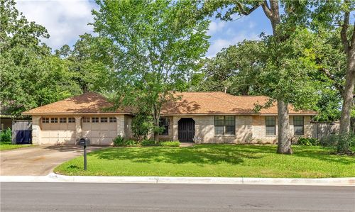 2705 Brookway Dr, College Station, TX, 77845-3839 | Card Image