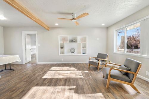 799 Northview Dr, Twin Falls, ID, 83301-3334 | Card Image