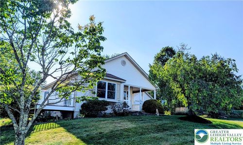 314 Golden Oaks Dr, White Haven, PA, 18661-4106 | Card Image