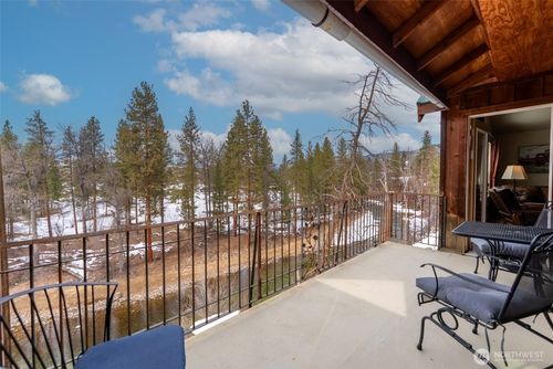 404 Bluff St, Winthrop, WA, 98862-9745 | Card Image