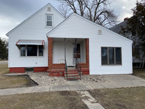 400 1st St W, Chokio, MN, 56221 | Card Image