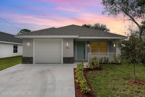 833 Dunbar Street, Cocoa, FL, 32927 | Card Image