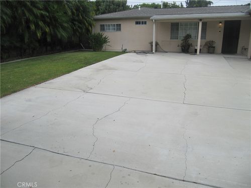 814 N Cucamonga Ave, Ontario, CA, 91764-3518 | Card Image