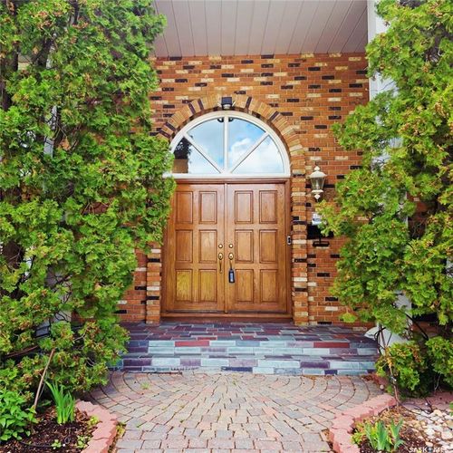 66 Leslie Pl, Regina, SK, S4S6R2 | Card Image