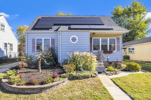 104 Boehmhurst Ave, Sayreville, NJ, 08872-1322 | Card Image