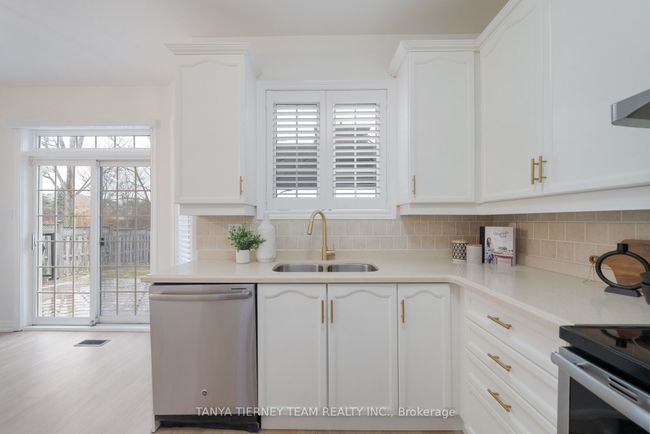 23 Bexley Cres, House other with 4 bedrooms, 3 bathrooms and 2 parking in Whitby ON | Image 18