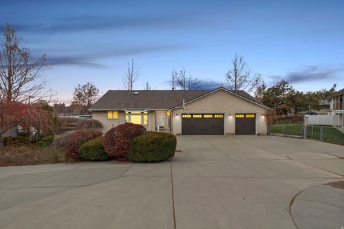 1504 E Spring Ln, Holladay, UT, 84117-6813 | Card Image