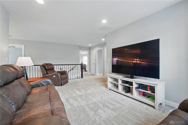 578 Bellasera Dr, House other with 4 bedrooms, 3 bathrooms and null parking in Dayton OH | Image 35