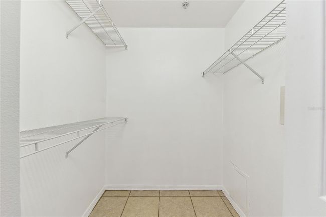 APT-304 - 5606 Pinnacle Heights Cir, Condo with 2 bedrooms, 2 bathrooms and null parking in TAMPA FL | Image 33
