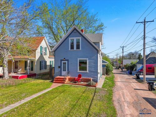 1114 South St, RAPID CITY, SD, 57701-3568 | Card Image