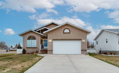 80 S 50a St W, Raymond, AB, T0K | Card Image