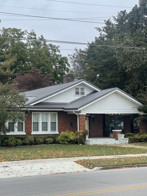 409 N Military Ave, Lawrenceburg, TN, 38464-3329 | Card Image