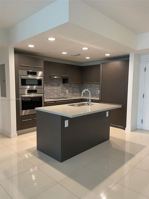 apt-620-7825 Nw 107th Ave, Doral, FL, 33178-4439 | Card Image