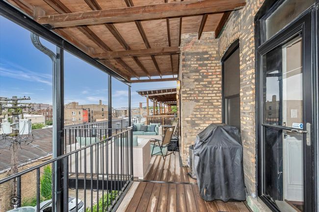 APT-3W - 913 W Belle Plaine Ave, Home with 2 bedrooms, 2 bathrooms and 1 parking in CHICAGO IL | Image 18