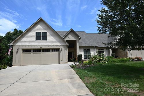 4002 Stadler Dr Ne, Conover, NC, 28613-9286 | Card Image