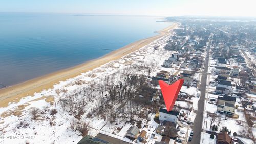 77 Shore Blvd, Keansburg, NJ, 07734-1630 | Card Image