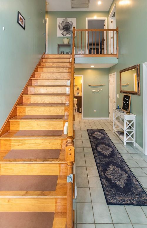 29 Emerick Rd, Saugerties, NY, 12477-4149 | Card Image