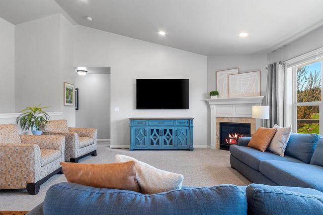 635 Pebblestone Circle, House other with 4 bedrooms, 4 bathrooms and null parking in HOBART WI | Image 7